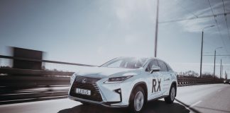 Lexus RX jako rodzinne auto na lata – przestrzeń, bezpieczeństwo i wygoda podróży Lexus RX jako rodzinne auto na lata – przestrzeń, bezpieczeństwo i wygoda podróży